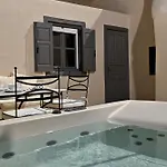 Unique Homes By K&k