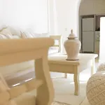 Unique Homes By K&k