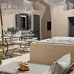Unique Homes By K&k * Ia