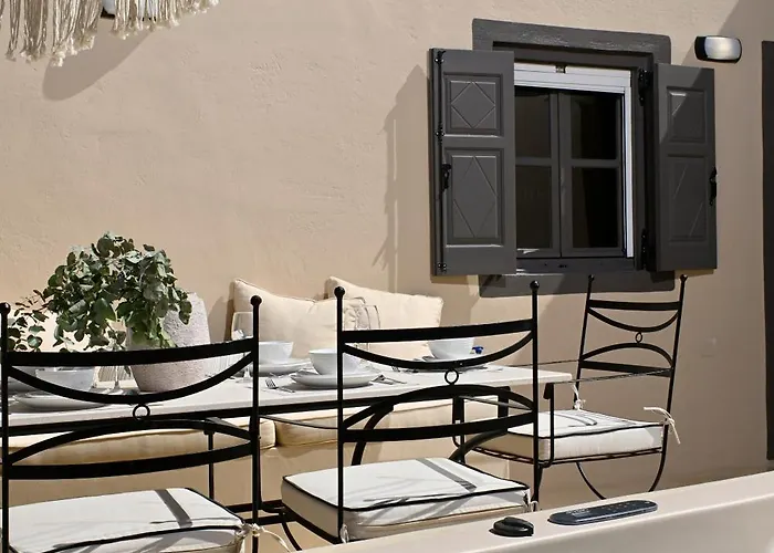 Unique Homes By K&k *