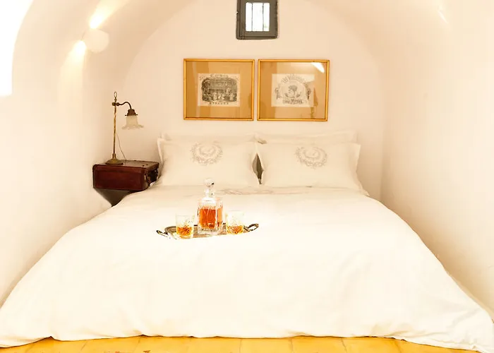 Unique Homes By K&k *