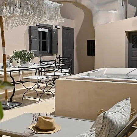 Unique Homes By K&k * Oia